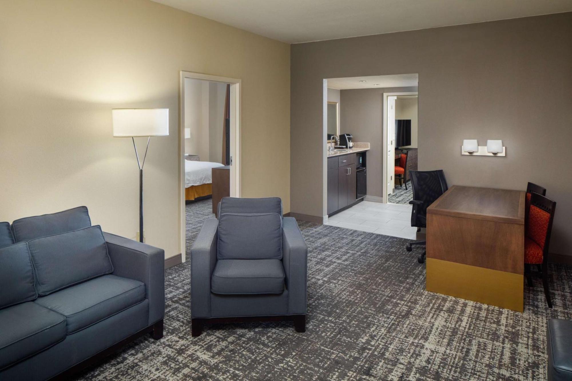Embassy Suites By Hilton Laredo Zewnętrze zdjęcie